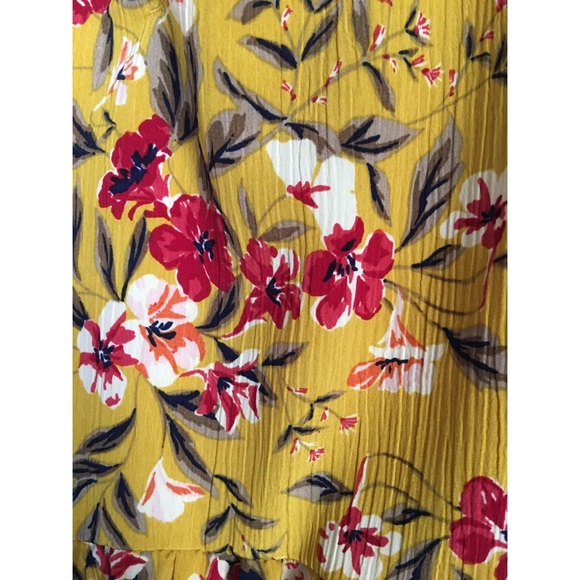 Romper - Picture 2 of 4